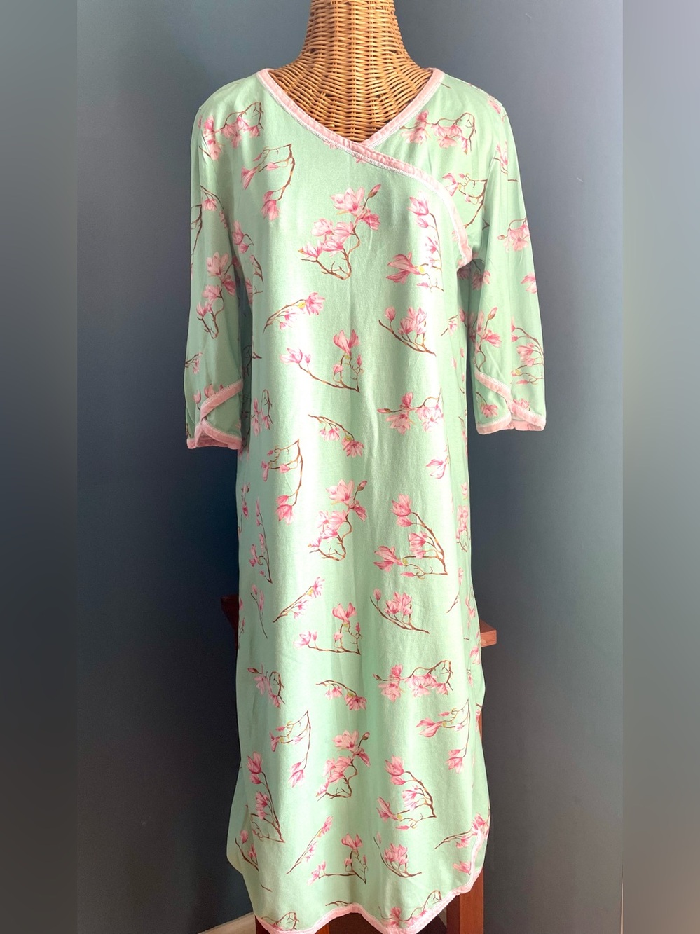 Garnet Hill 100% Organic Cotton Asian Wrap Nightgown Green Pink Size Medium EUC